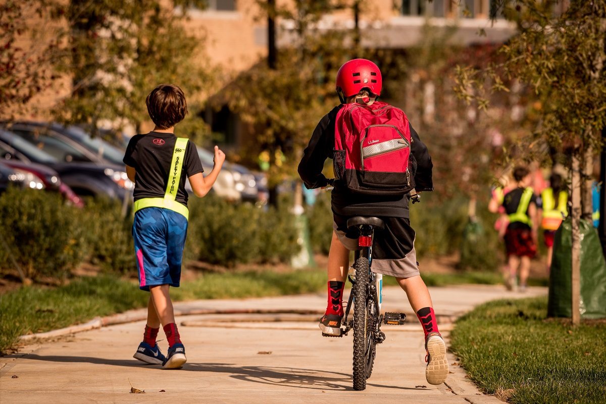 kids walking and biking to school arlington county virginia
